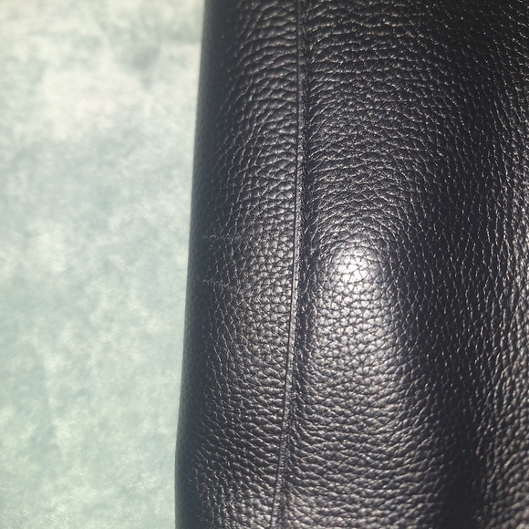 Michael Kors Black Leather Crossbody Bag - Picture 9 of 13